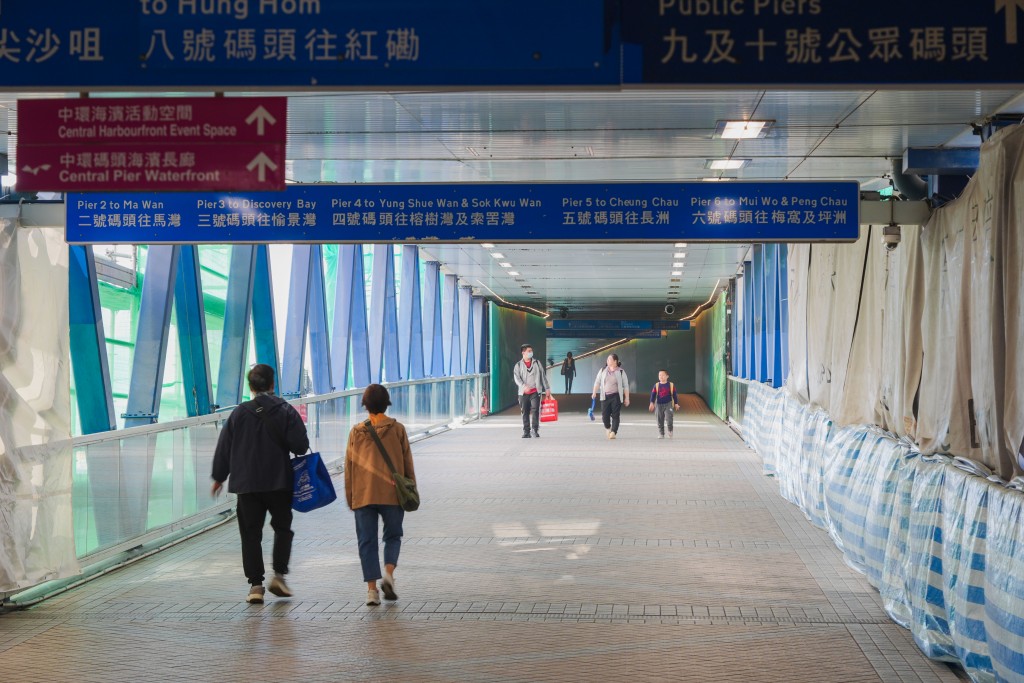 原有的臨時行人天橋將運作至 2026 年 2 月 18 日。 原有的臨時行人天橋將運作至 2026 年 2 月 18 日。
