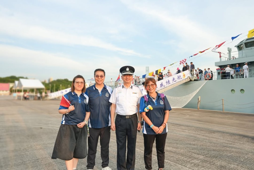 入境處處長郭俊峯今日亦獲邀代表部門登艦參觀，親身見證國家海軍的先進裝備與專業風範。入境處IG圖片