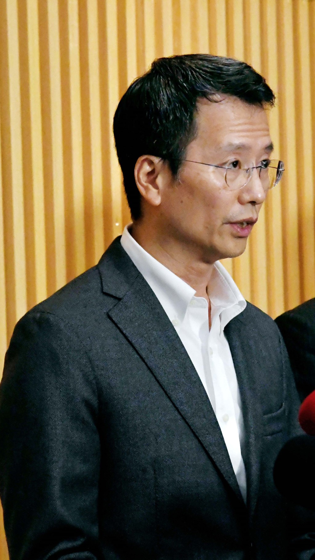 屋宇署署長何鎮雄。資料圖片
