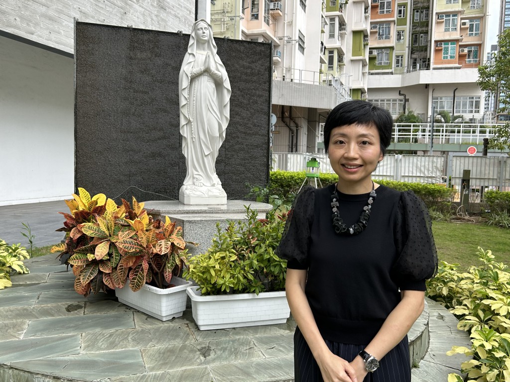 長沙灣天主教小學謝至美校長(圖片來源:由受訪者提供) 長沙灣天主教小學謝至美校長(圖片來源:由受訪者提供)