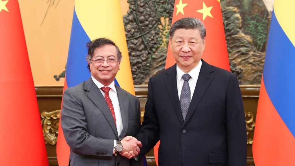 習近平會見哥倫比亞總統佩特羅。新華社