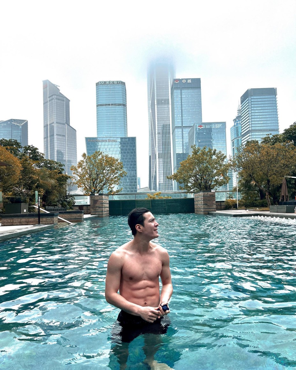 吳兆麟外表十足富二代。