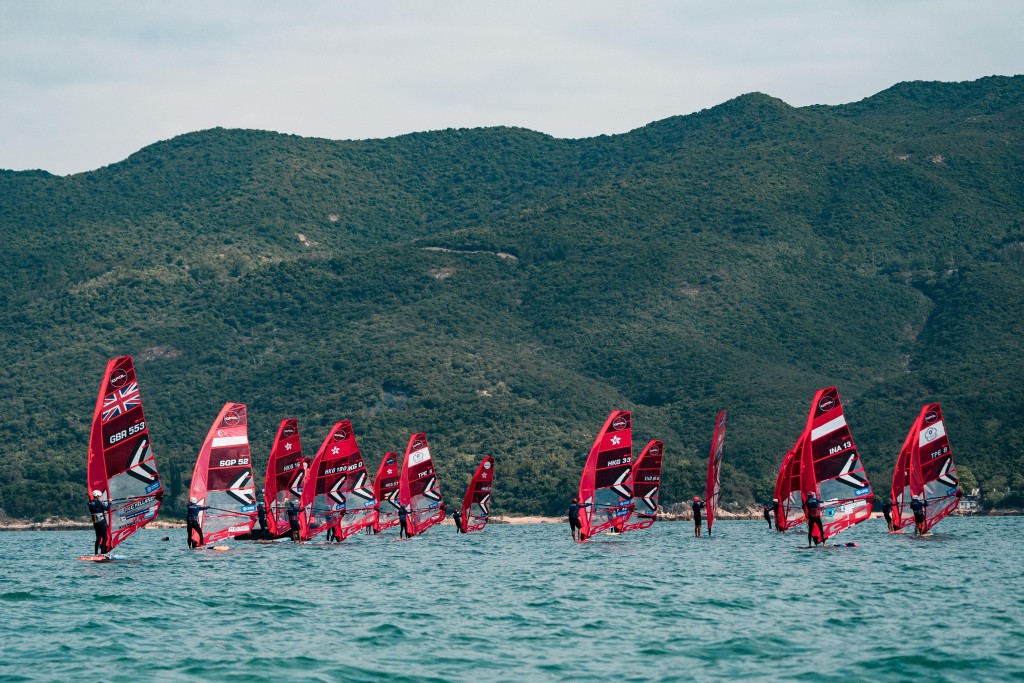 赤柱过往举办多项风帆赛事。香港滑浪风帆总会图片