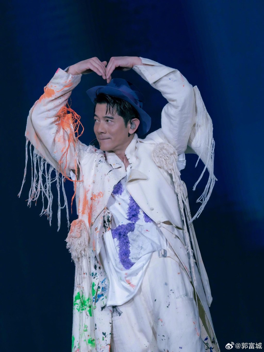 在台灣出道35周年的城城,首度於高雄巨蛋舉行一連兩場《ICONIC Tour》演唱會。 在台灣出道35周年的城城,首度於高雄巨蛋舉行一連兩場《ICONIC Tour》演唱會。