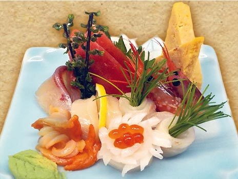 日本美食2023｜香睿刚推介 4.寿司「Sushizammai」 杂锦刺身，是人气之选。