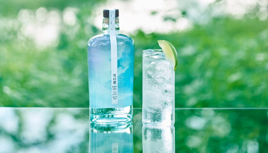 雪の窓 $468 香气上带有清凉的草本、森林香气,入口相当纯净俐落,带柑橘、皮油调子。 雪の窓 $468 香气上带有清凉的草本、森林香气,入口相当纯净俐落,带柑橘、皮油调子。