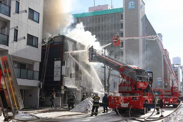 消防车参与灭火。网上图片