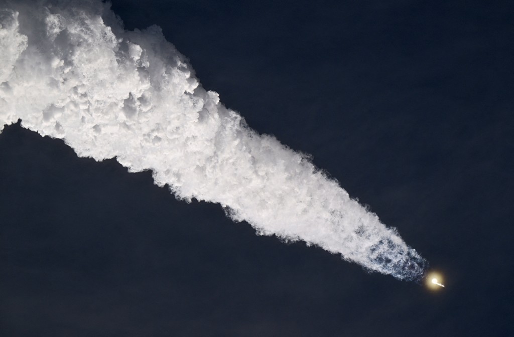 SpaceX计划最快今年稍后让“星舰”投入例行发射服务。路透社