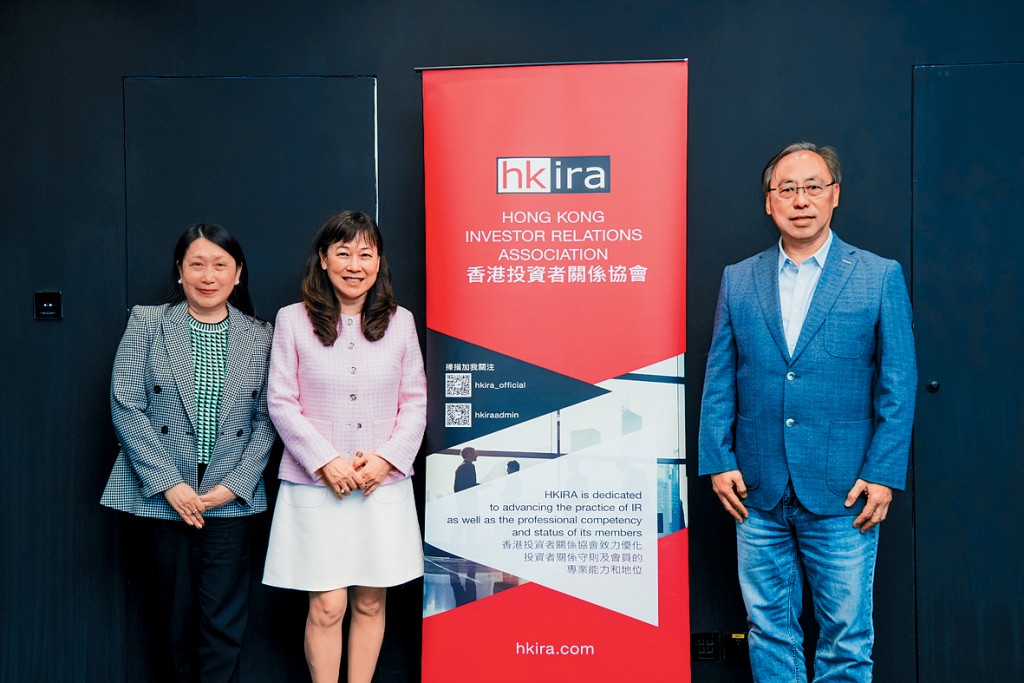 陳綺華(左二)表示，美國和歐洲投資者對香港股票興趣回來。