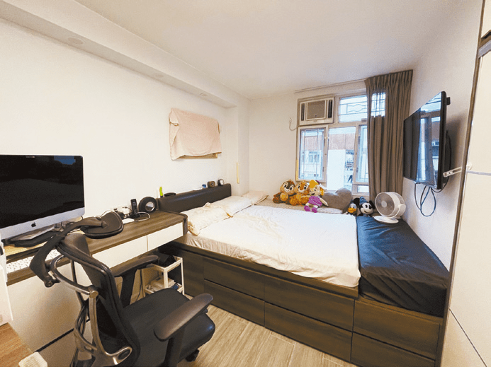 房间实用，便于利用订造家具，善用空间。