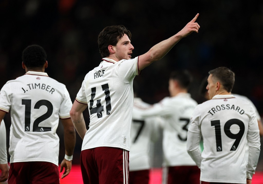 赖斯解放后上入球的技能包。路透社