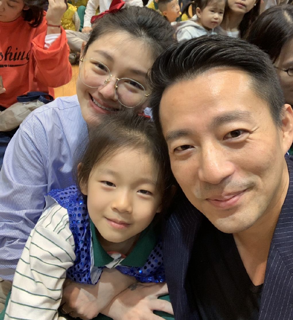 汪小菲婚后被妻女融化。