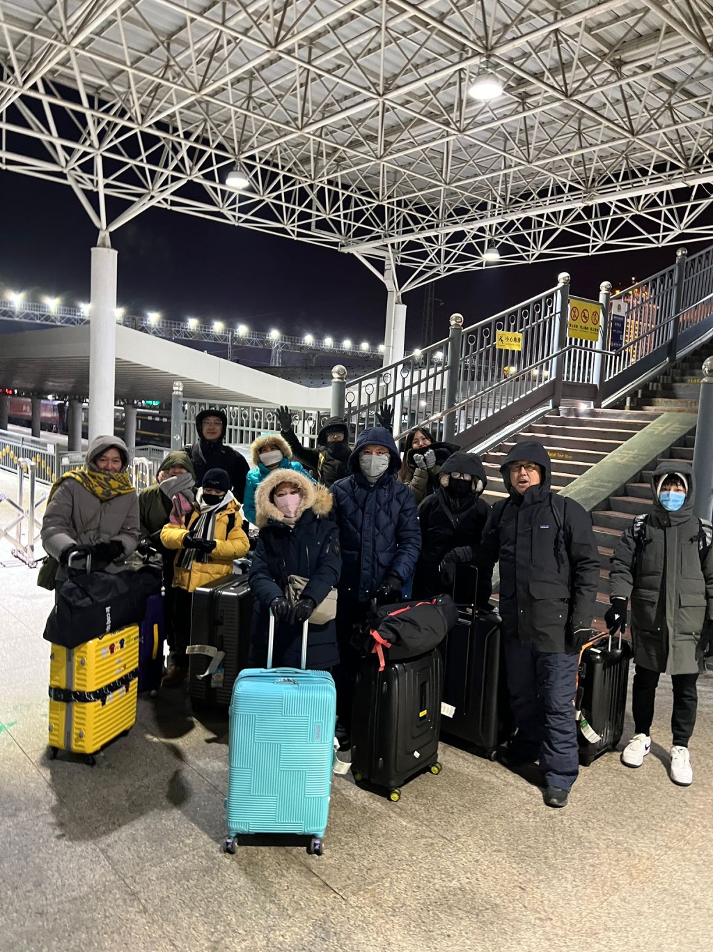 香港U17五人足球隊周三抵達滿洲里。