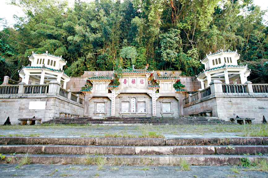 馬場大火後，政府於1922年興建馬場先難友紀念碑，悼念死難者。
