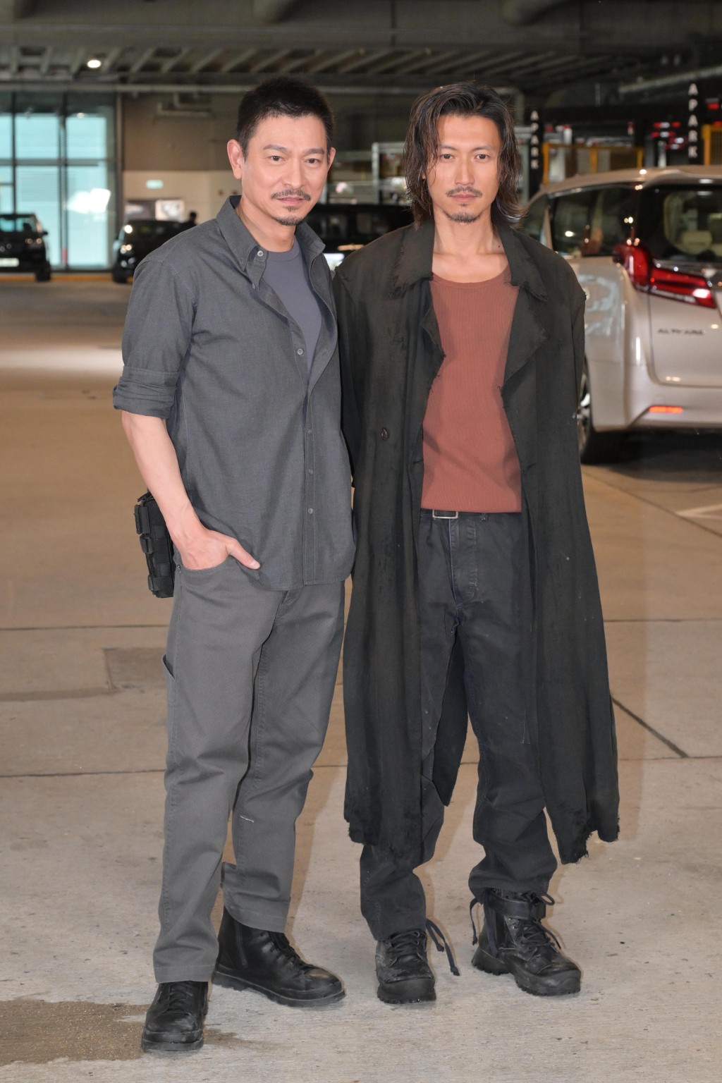 去年尾，谢霆锋在电影《怒火漫延》与刘德华合作。