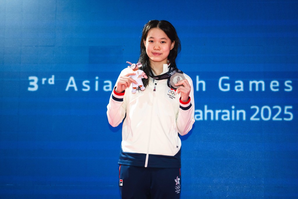 陳梓瑜在女子50米背泳取得銀牌。港協暨奧委會圖片 陳梓瑜在女子50米背泳取得銀牌。港協暨奧委會圖片
