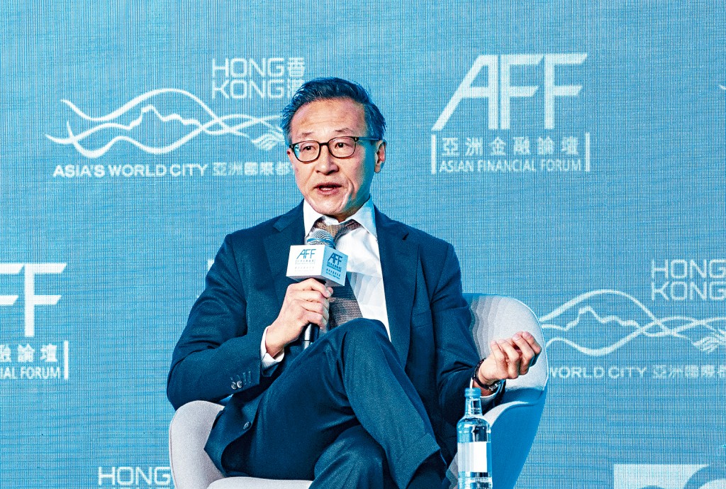 蔡崇信表示，阿里旗下購物平台每年將貨值500億美元的美國商品售予中國消費者。