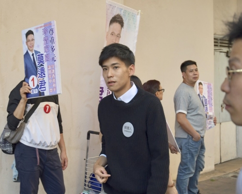 荃灣區包括岑敖暉等16位當選人發聯署聲明。資料圖片