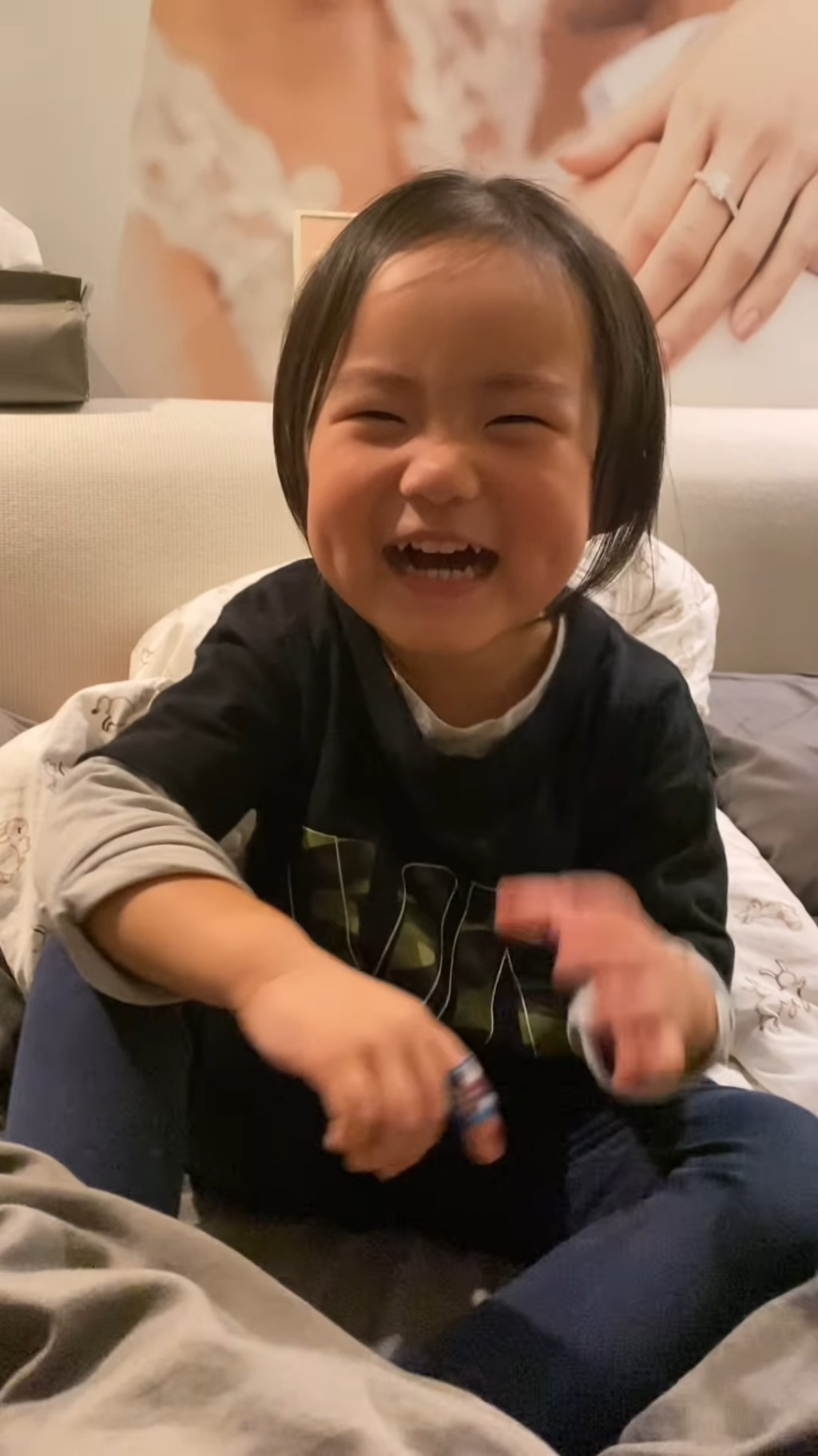 麥QQ有酒粒的笑容無敵，好cute、好冧。