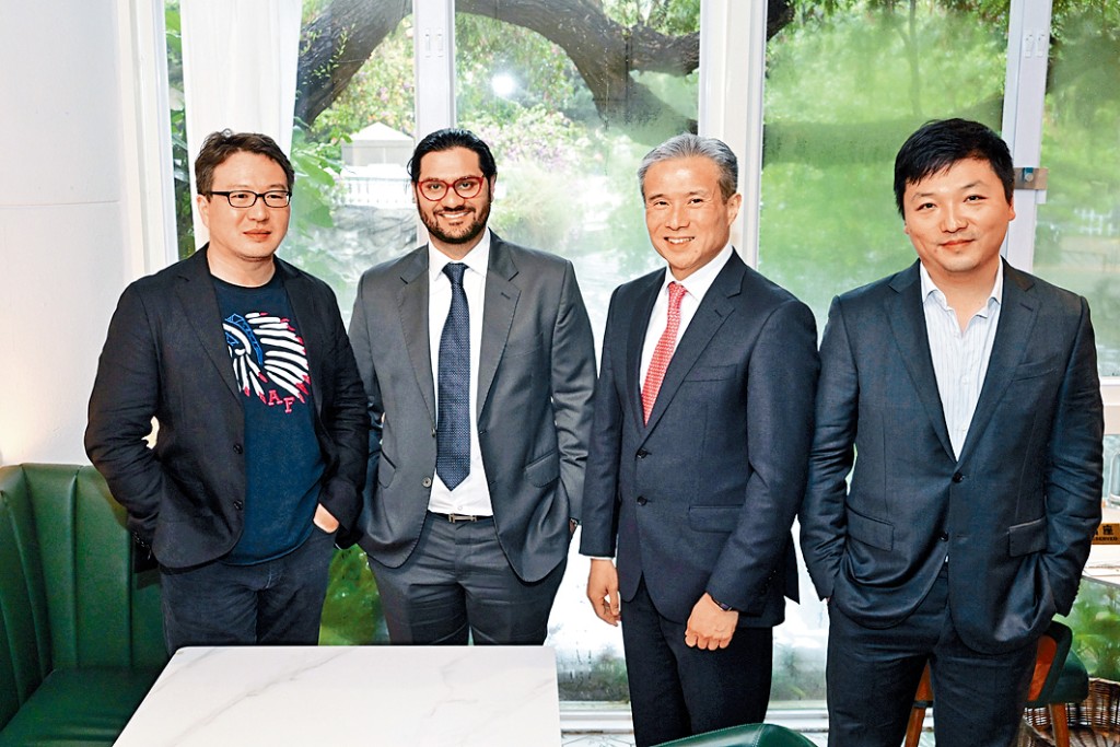 左起：ATLATL 始創人兼首席執行官朱鵬程，Founder Institute全球發展主管 Ayhan Isaacs、港深創科園行政總裁馬惟善、ATLATL 執行總裁周凱。