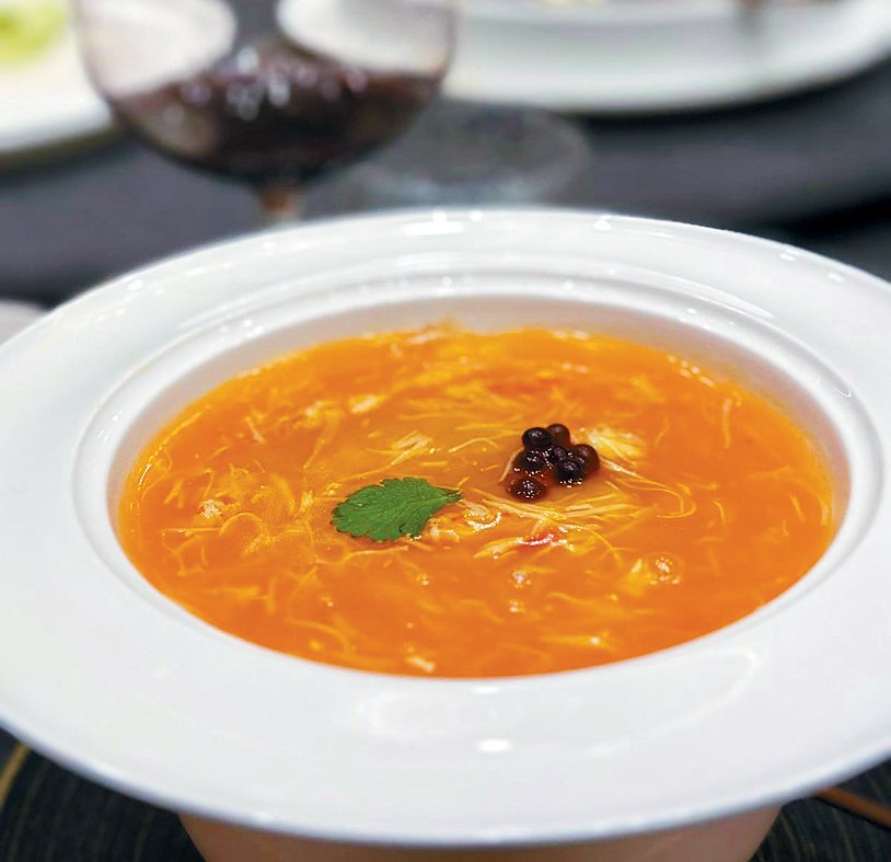 武裝酸湯金鈎翅