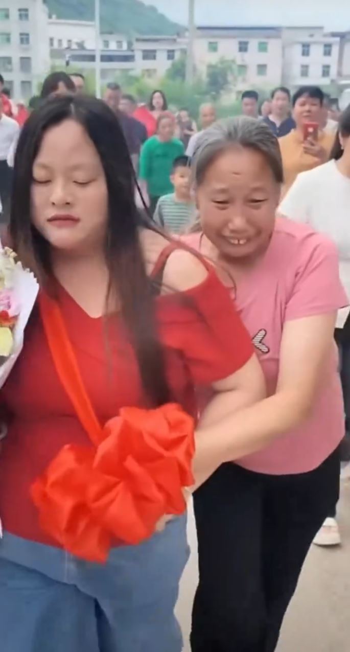 刘秀红因一瓶沐浴露，离家22年才与家人团聚。