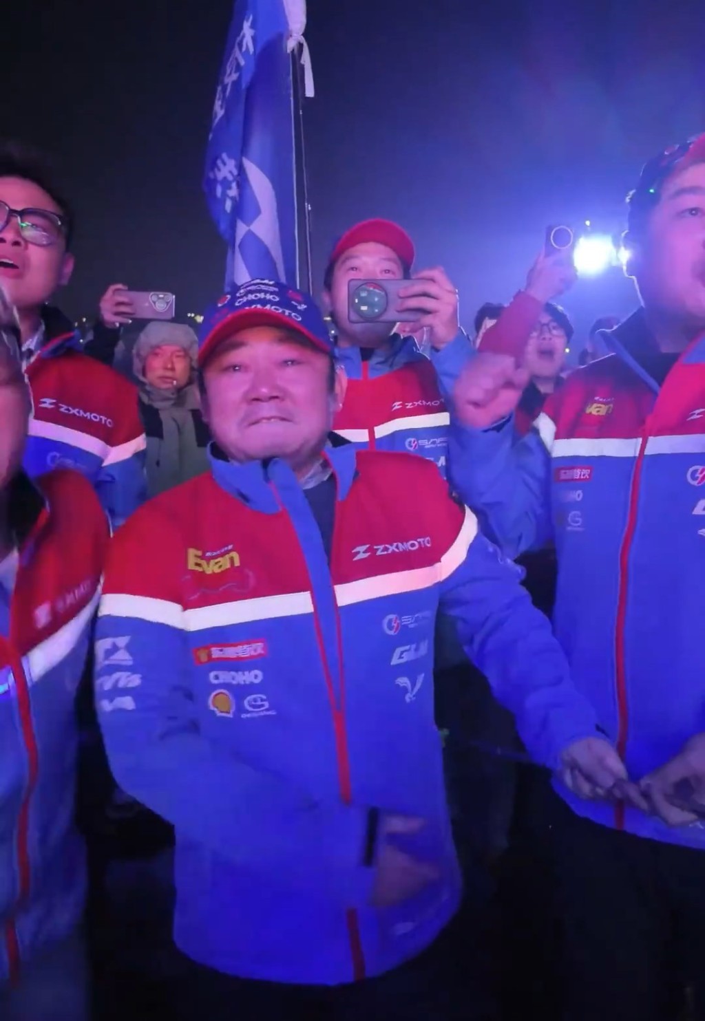 张雪热血奋斗故事再次成热搜。《人民日报》截图