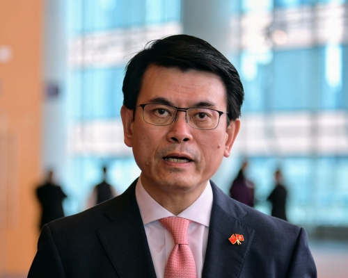 邱騰華指國安法可釋除投資者疑慮。