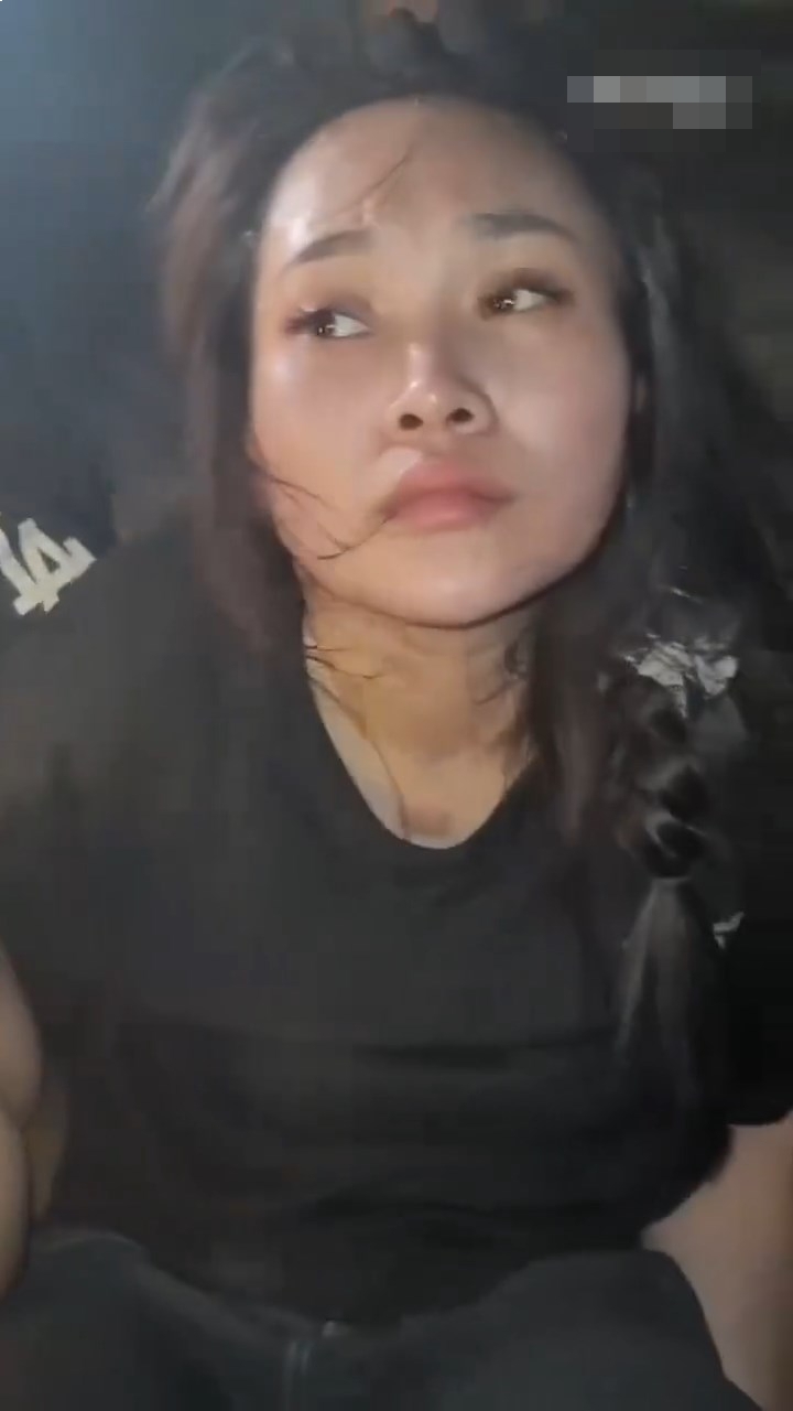 越南籍劫囚女子與馮靜外貌有點相似。