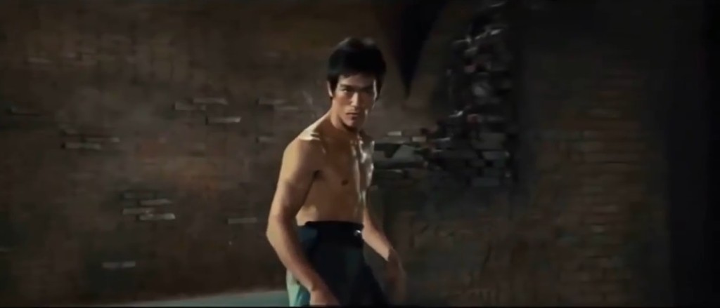 李小龍被名導塔倫天奴指不尊重特技人。