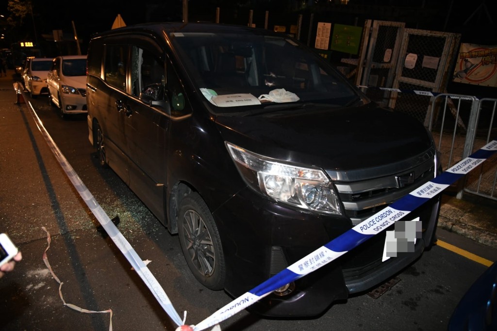 涉事客貨車。