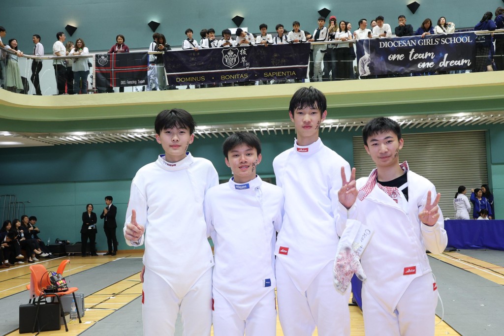 男重冠军的男拔：黄柏耀（左起）、徐启哲、许善焯及陈梓轩。徐嘉华摄