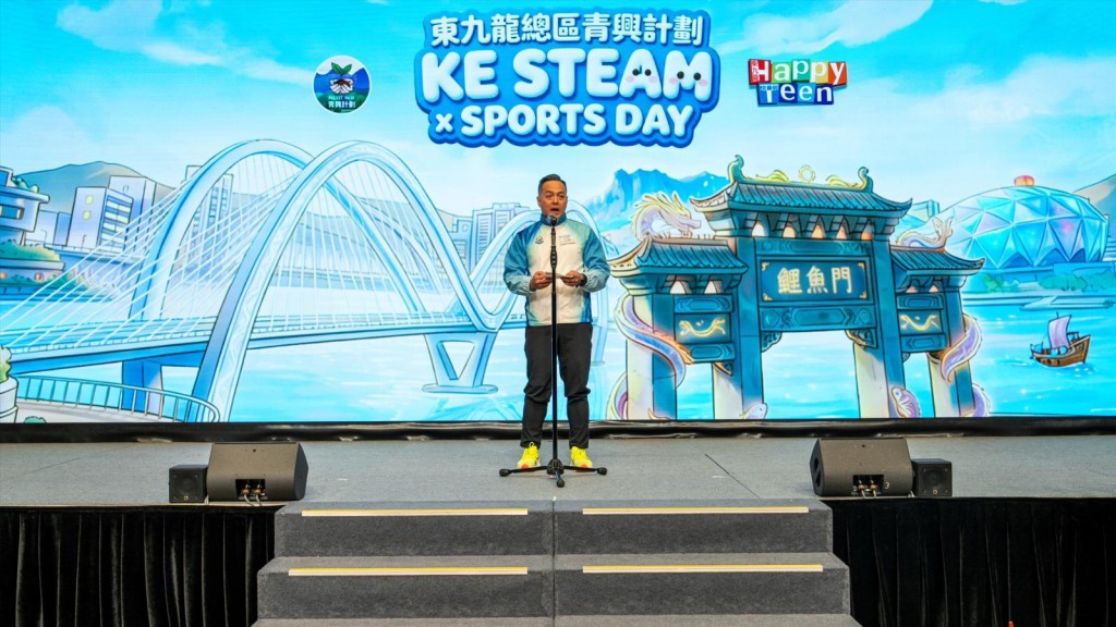 警務處處長周一鳴認為栽培下一代成為社會的棟樑，不僅是教育知識和鞏固身心健康，更加要協助年輕人建立正確價值觀和社會責任感，以及建立守法意識同社會擔當。