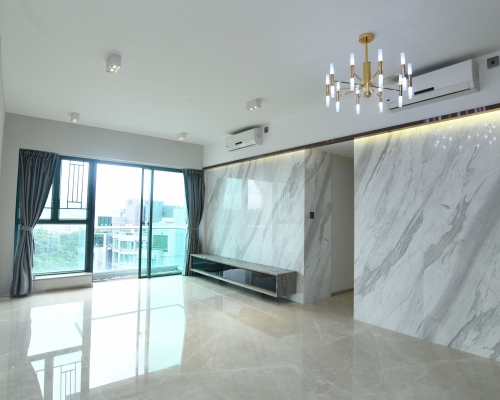 這個嵐山1期5座高層B室，實用面積934方呎。