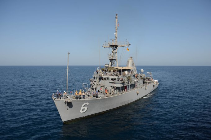 涉事的美國海軍掃雷艦「酋長號」。X@pizzintwatch