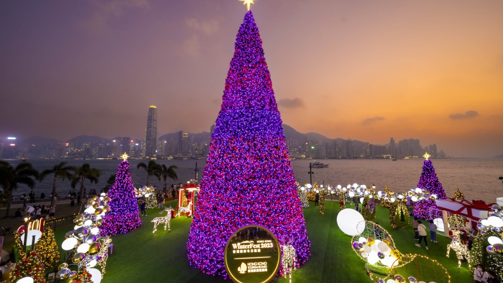 该节目的巨型圣诞树将耸立在西九文化区海滨。旅发局图片