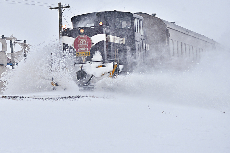 ●津輕鐵道的暖爐列車，每年只在12月至翌年3月營運。