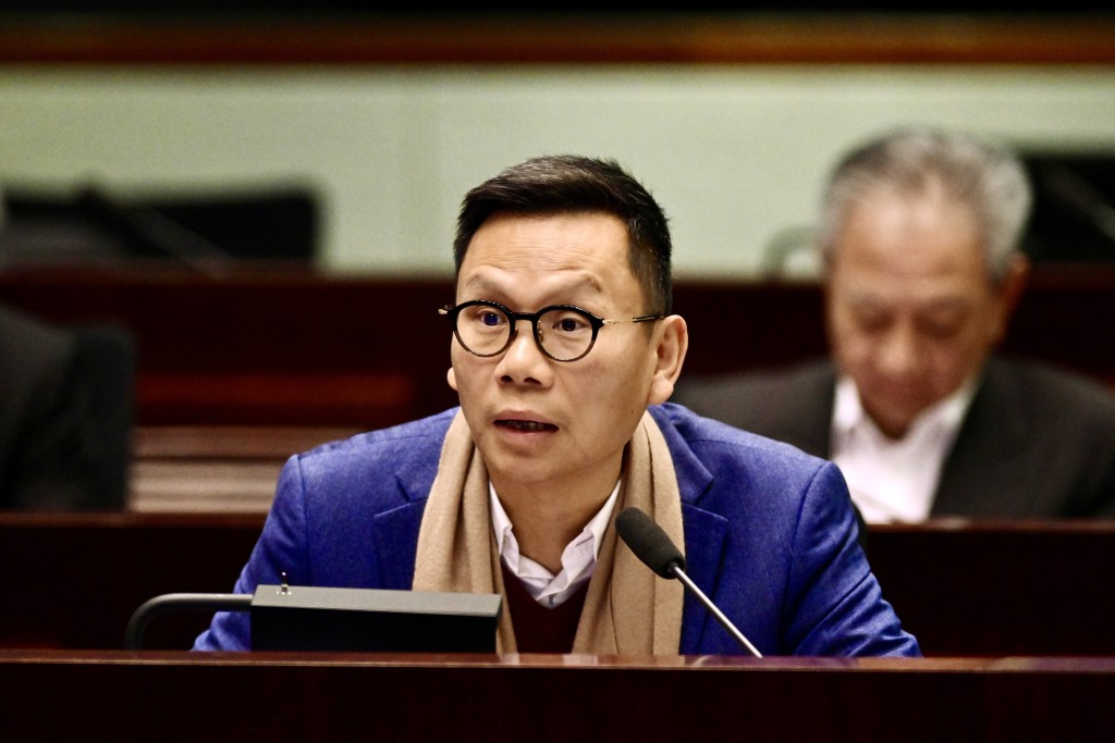 陳恒鑌稱勞工處在招聘會上要擔當推動者、監督者角色。資料圖片 陳恒鑌稱勞工處在招聘會上要擔當推動者、監督者角色。資料圖片