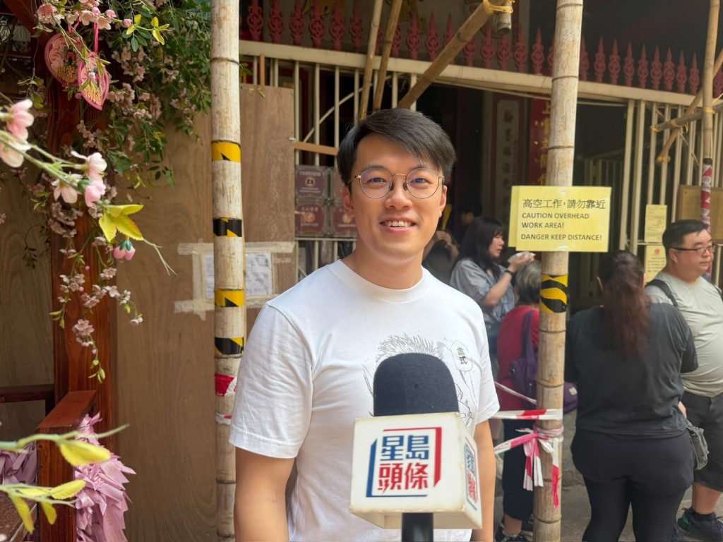在職人士Kelvin表示,對文武廟被視作專門派發聘書的角色感意外。 在職人士Kelvin表示,對文武廟被視作專門派發聘書的角色感意外。