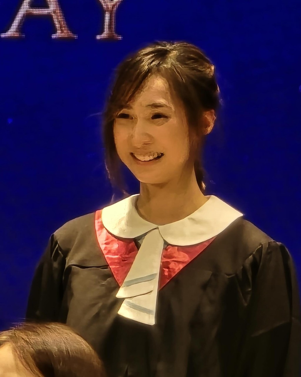 锺柔美再次考获全班第一的成绩。