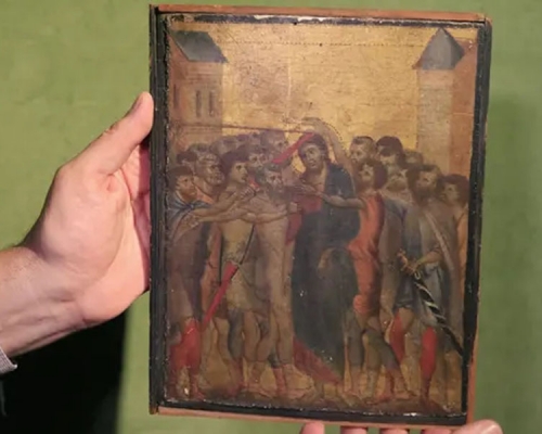法国一名老妇惊觉多年厨房挂画，竟是13世纪名作Christ Mocked，估值数千万元。AP