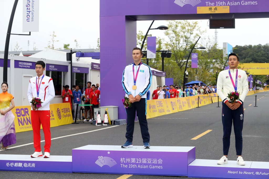 劉允祐在公路單車男子個人計時賽勇奪銅牌。港協暨奧委會圖片