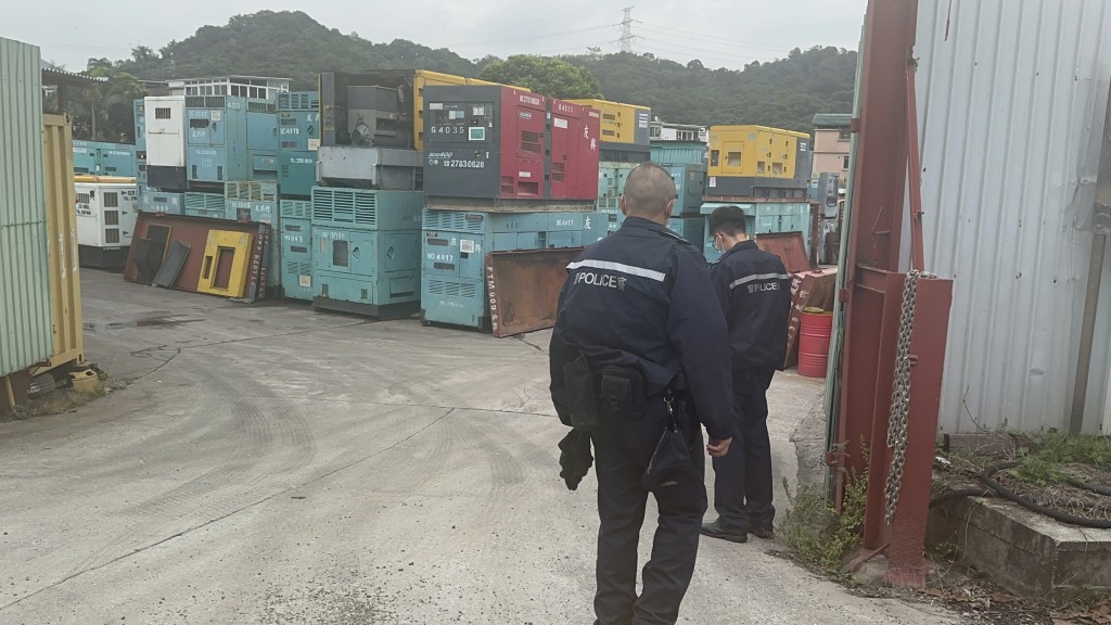 大埔林村一个货柜场发生严重工业意外。刘汉权