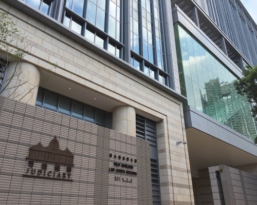 天水圍中學男教師被指向女學生抱腰摸臀。資料圖片