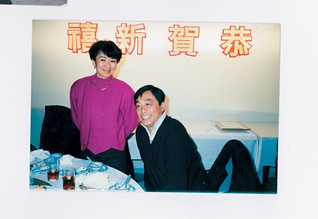 曾江在1994年與焦姣再婚。