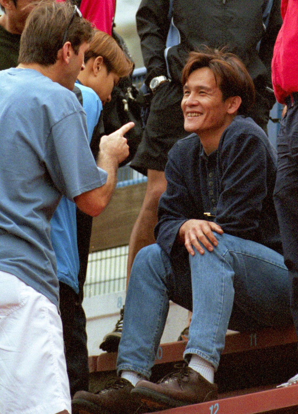 1998年,港隊明星後衛陳志強(圖)因於1997年世盃外踢假波而被捕。 1998年,港隊明星後衛陳志強(圖)因於1997年世盃外踢假波而被捕。