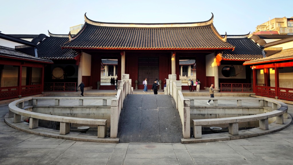 始建於唐初的福州文廟在歷時一年多的修繕後重新對外開放。中新社