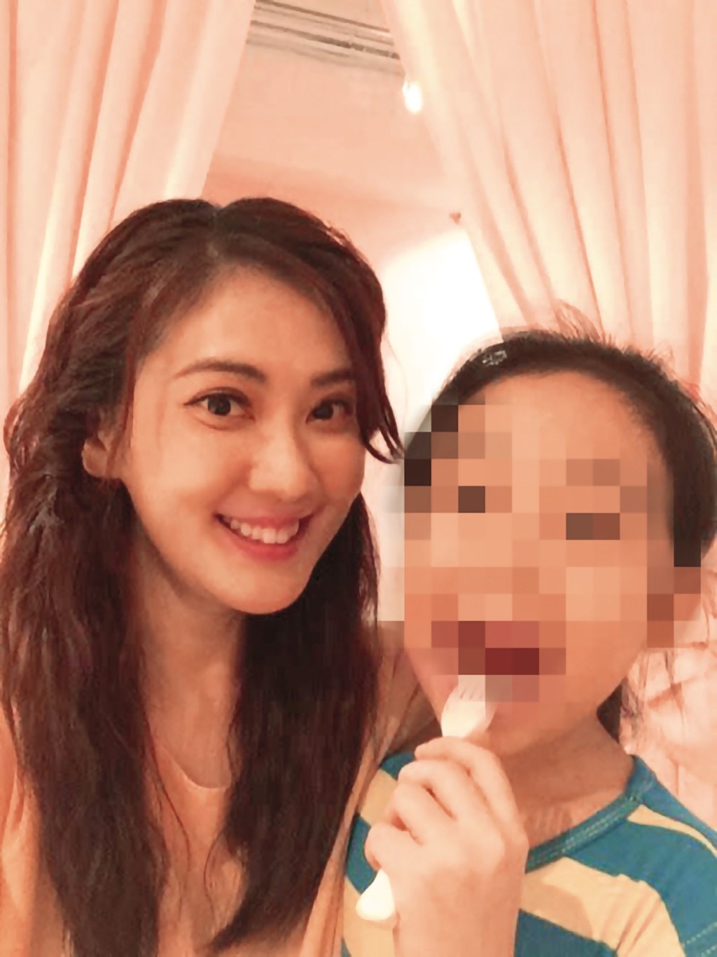 薛楷莉對上一段婚姻並不如意。 薛楷莉對上一段婚姻並不如意。