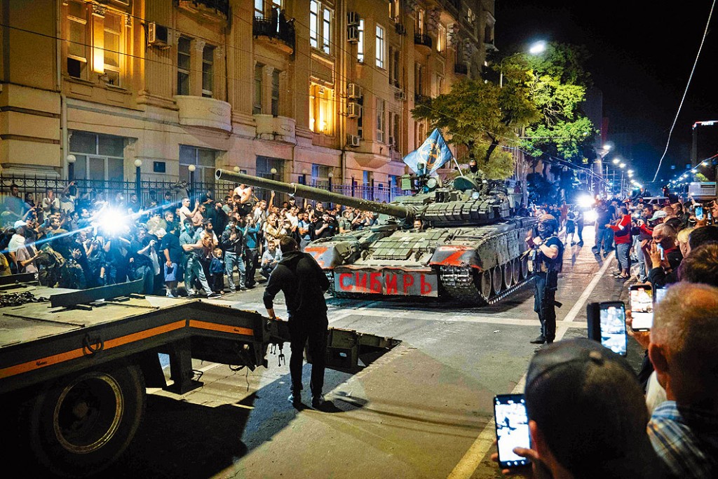瓦格納集團人員上周六晚從南部軍區總部撤出，返回頓河畔羅斯托夫的基地。