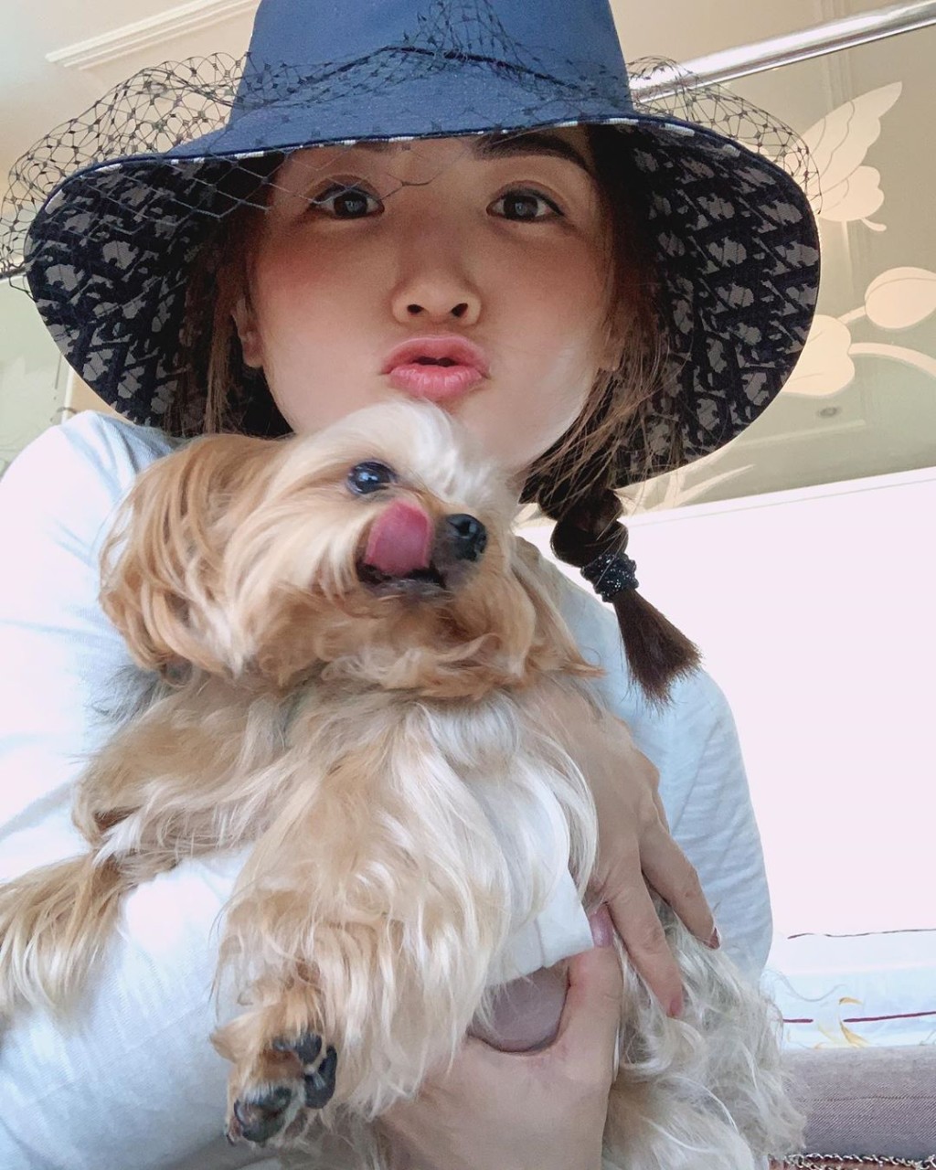 阿Sa話栗子妹嘅生日禮物係番薯乾一條。